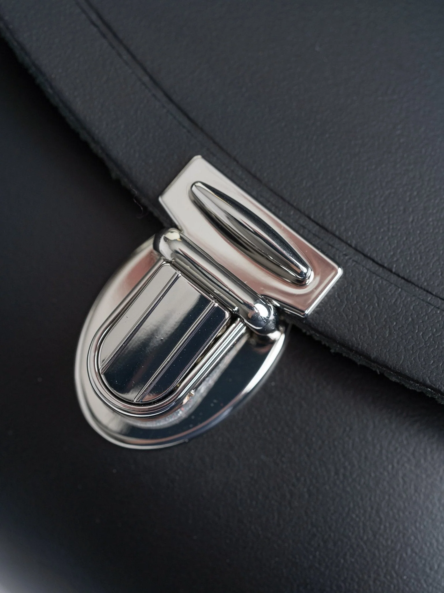 The Pushlock -  Black - Image 7