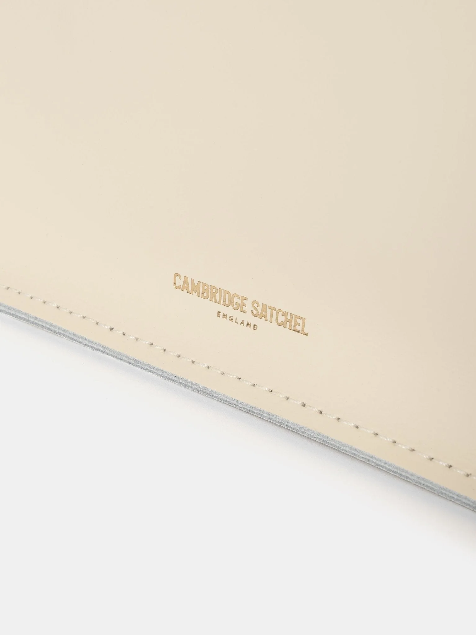 The 11 Inch Satchel - Vanilla - Image 9