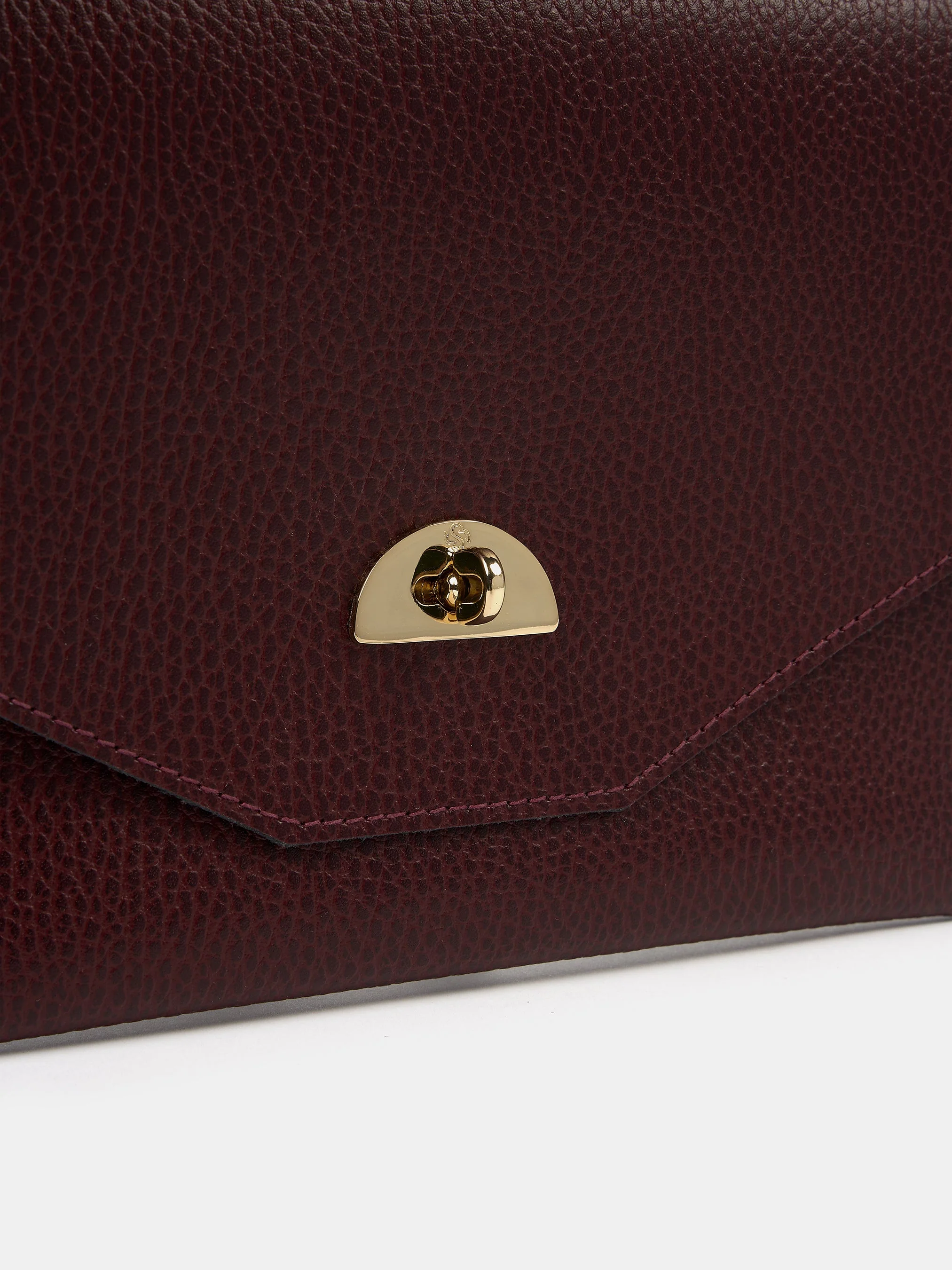 The Twist Lock Pouch - Oxblood Celtic Grain - Image 4